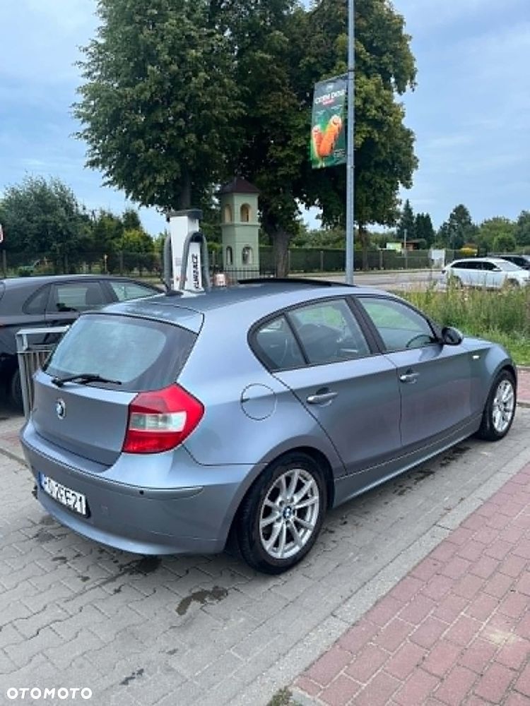 BMW Seria 1 116i - 4