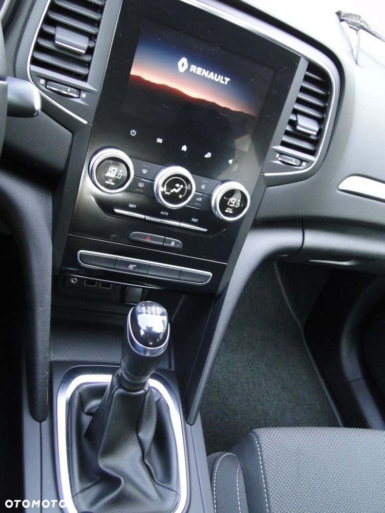Renault Megane 1.3 TCe FAP Intens - 22