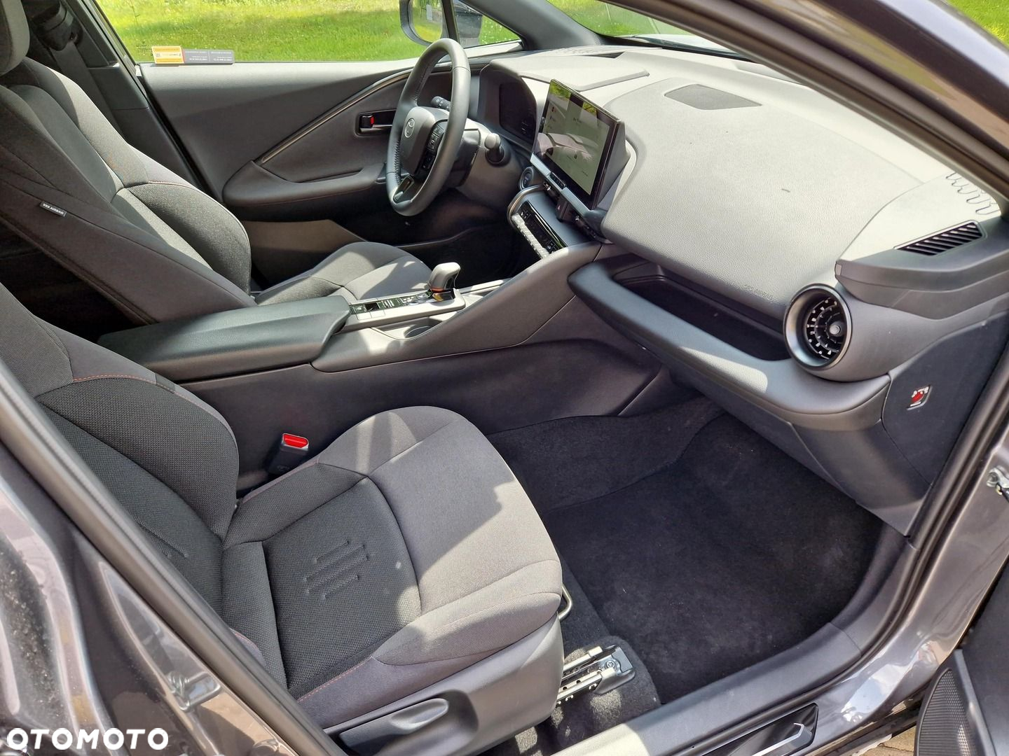 Toyota C-HR - 15