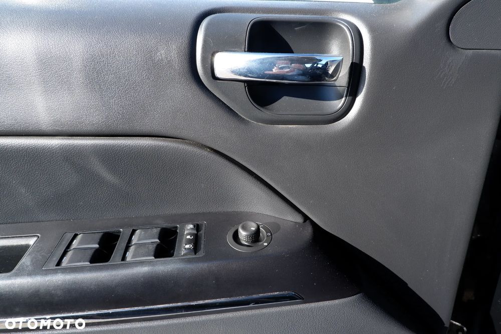 Jeep Compass 2.2 CRD 4x4 Limited - 23