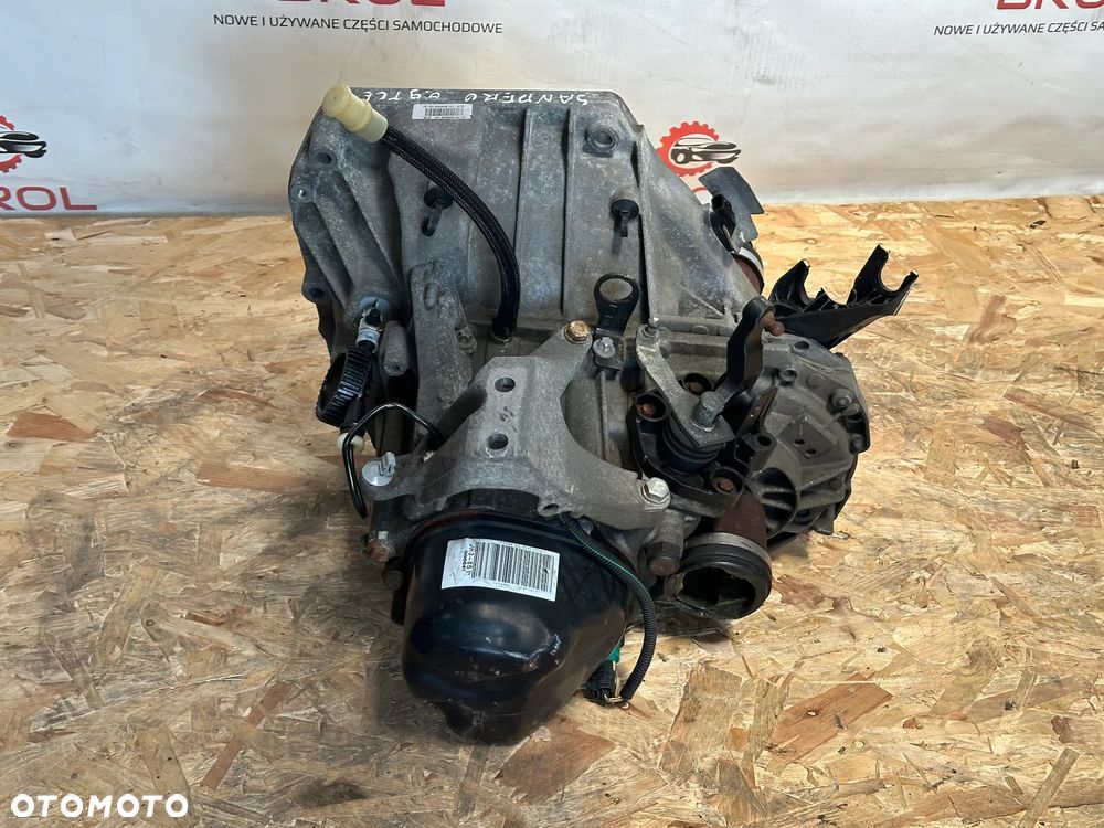 SKRZYNIA BIEGÓW DACIA SANDERO 0.9 TCE 14' JH3 351 - 2
