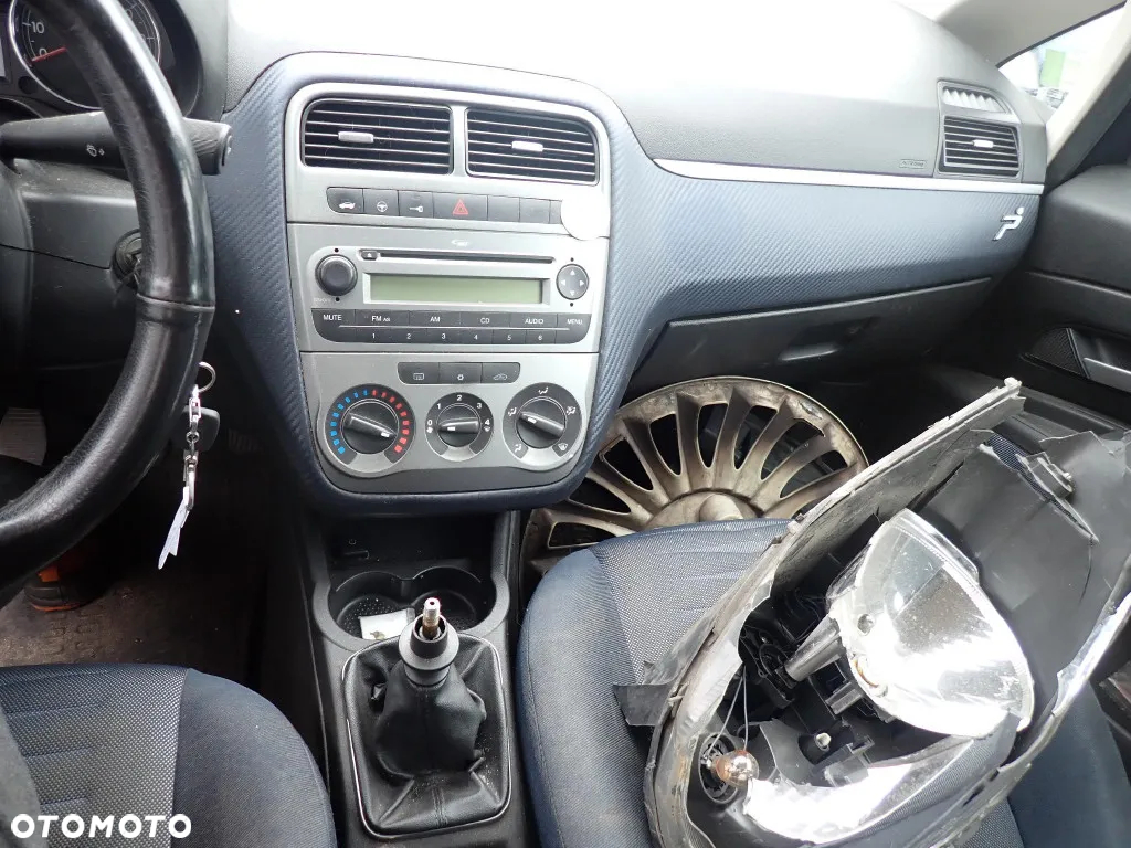 CZĘŚCI - FIAT Grande Punto 1,4 57KW 77KM 350A1000 HB 5D LAKIER 475/A 2008r. INDEX - 9463 - 10
