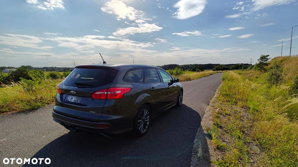 Ford Focus 1.5 EcoBoost ST-Line ASS - 2