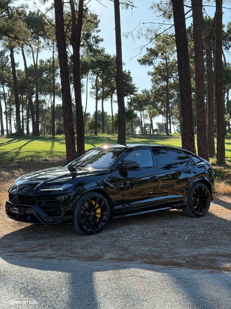 Lamborghini Urus 4.0 V8 - 4