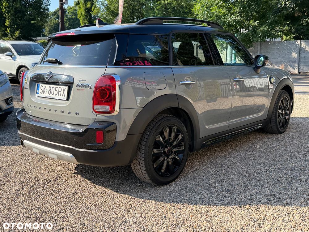 MINI Countryman Cooper SE ALL4 John Cooper Works Trim - 4