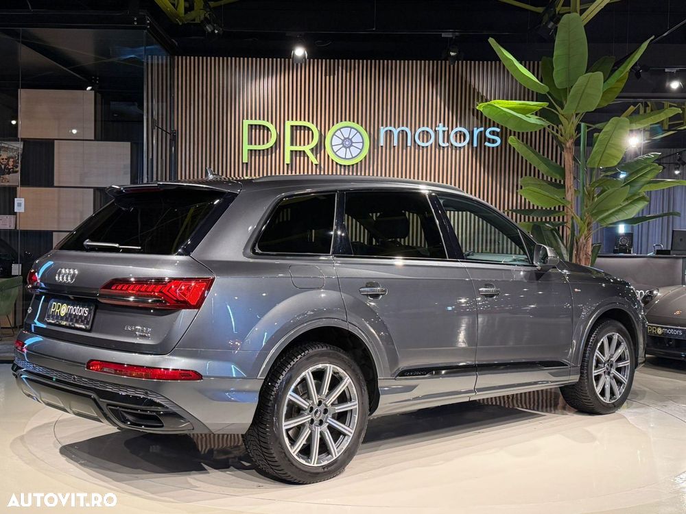 Audi Q7 55 TFSI quattro Tiptronic MHEV S Line - 15