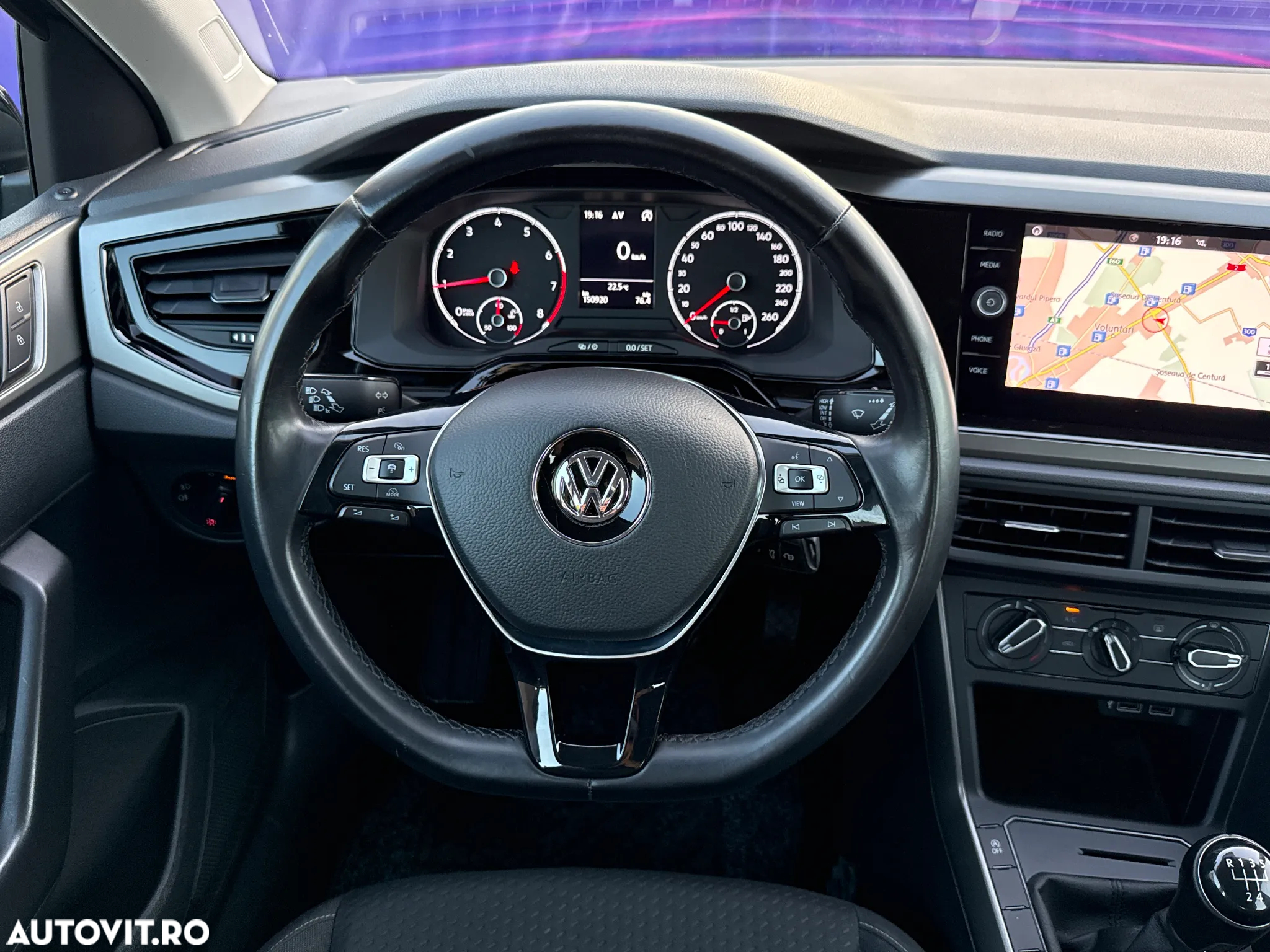 Volkswagen Polo 1.0 TSI Comfortline - 26