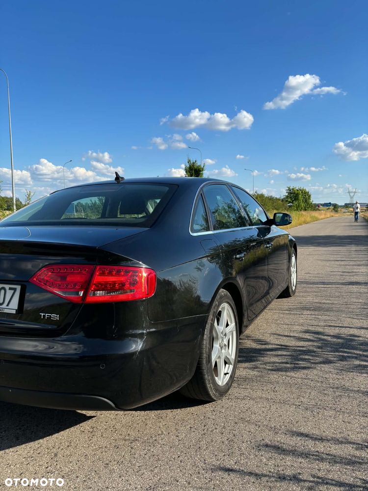 Audi A4 Limousine