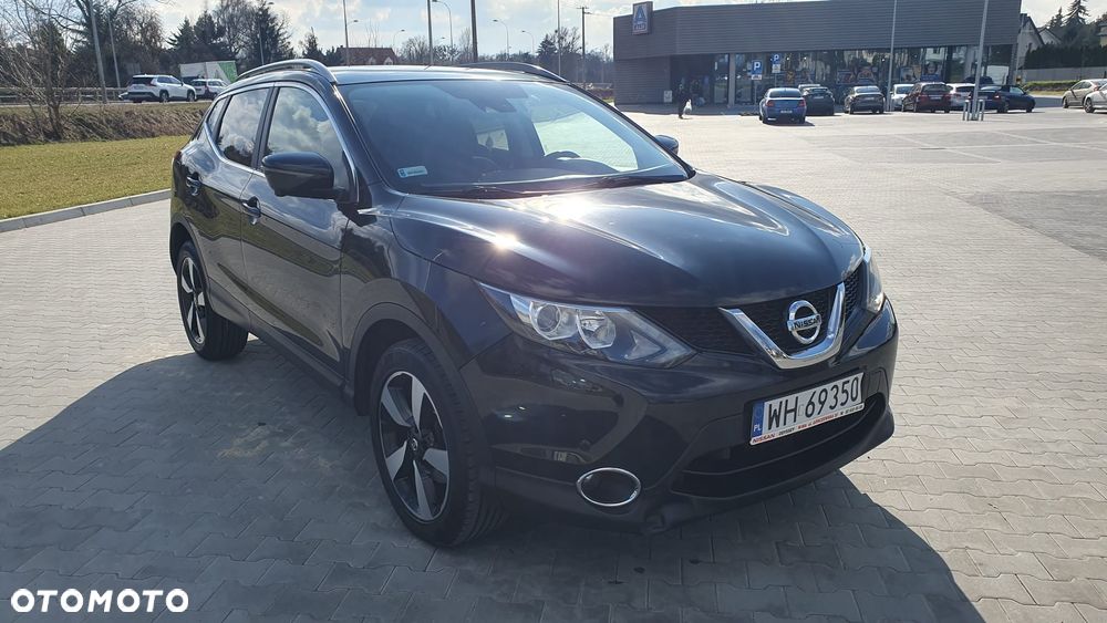 Nissan Qashqai - 1