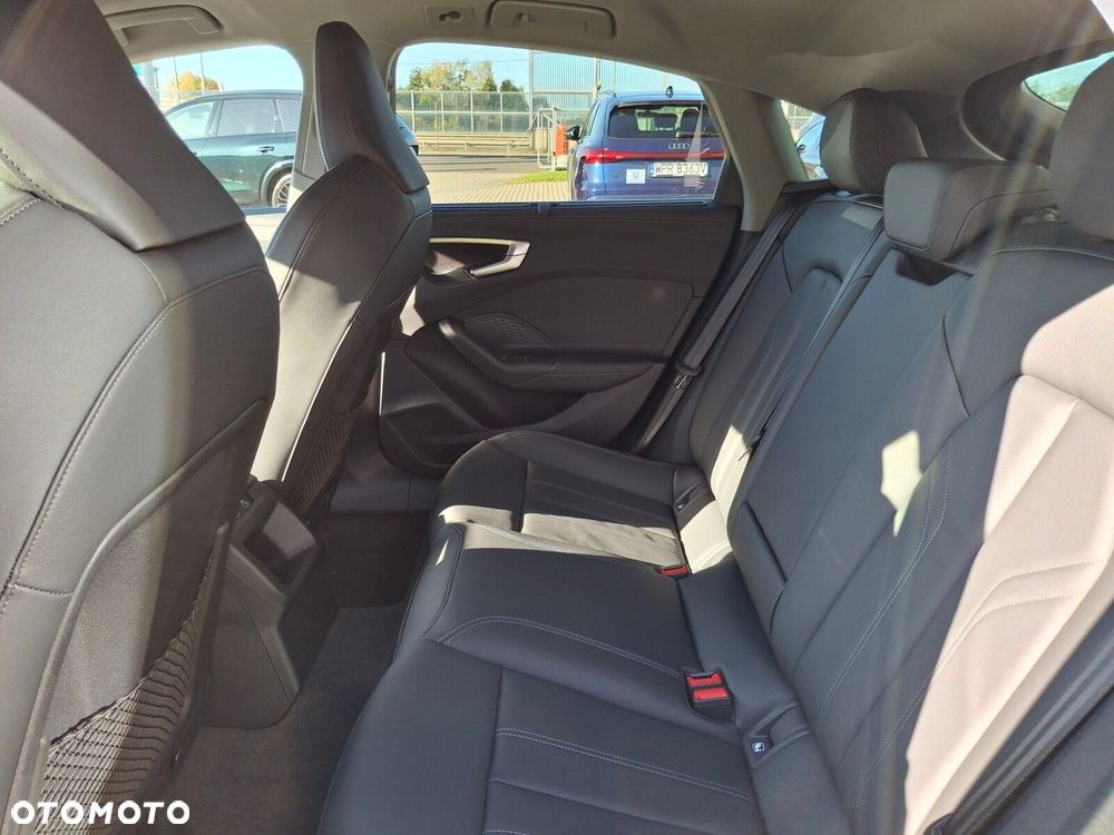 Audi A5 Limousine - 23