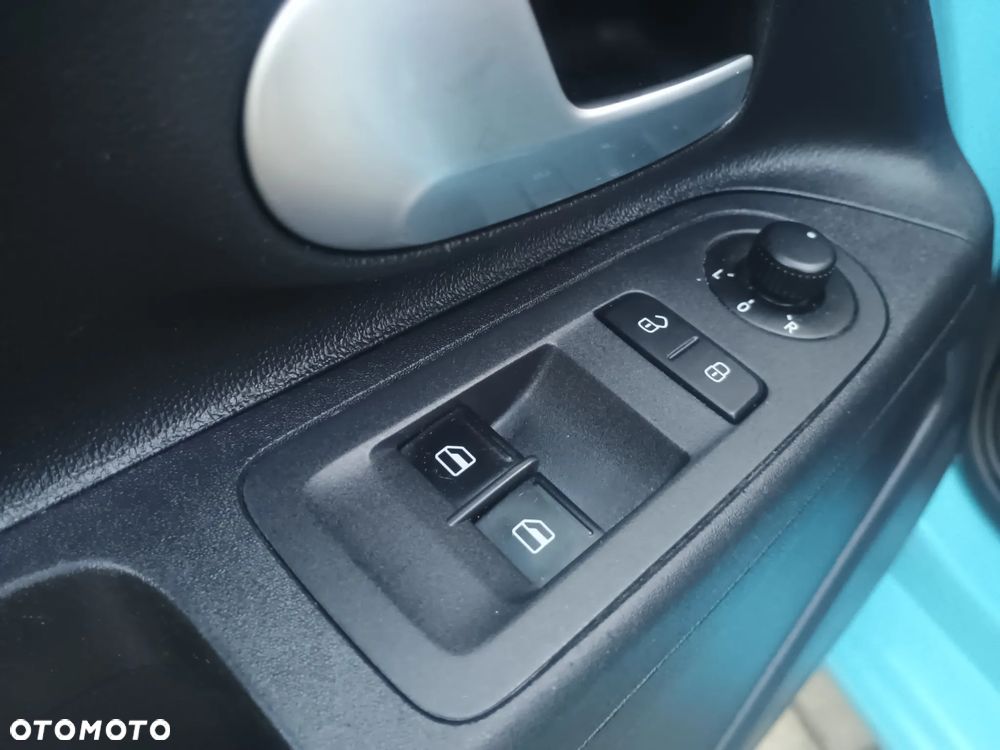 Volkswagen up! - 21