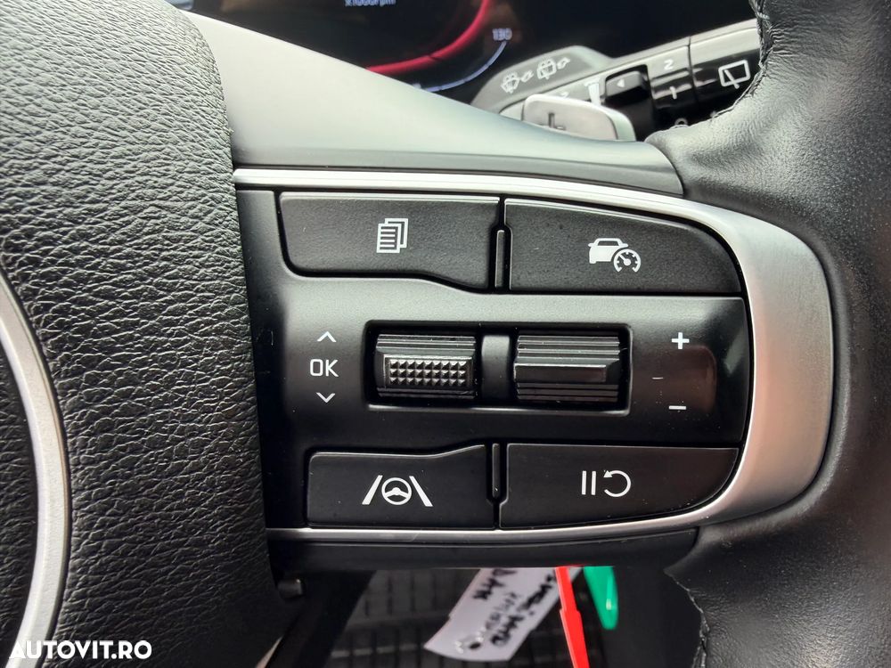 Kia Sportage 1.6 T-GDI MHEV 7DCT HP 4x4 Style - 19