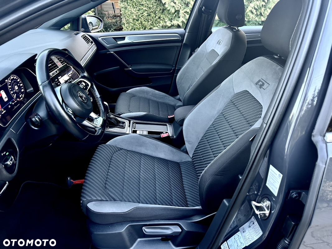 Volkswagen Golf - 7