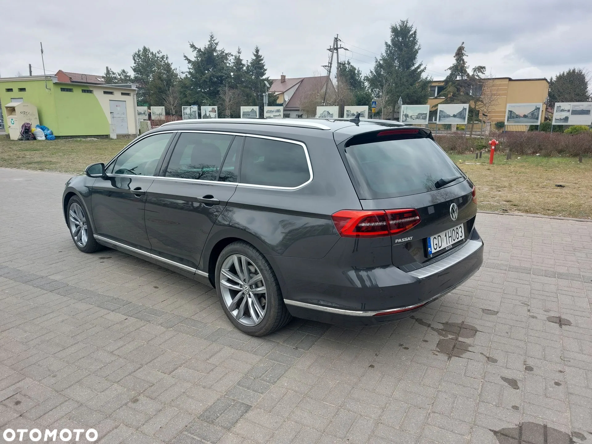 Volkswagen Passat Variant 2.0 TDI SCR Highline - 4