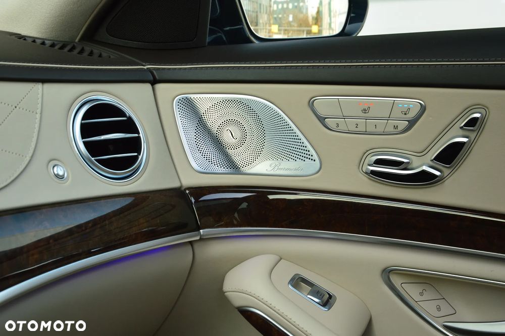 Mercedes-Benz Klasa S 560 4Matic 9G-TRONIC - 24