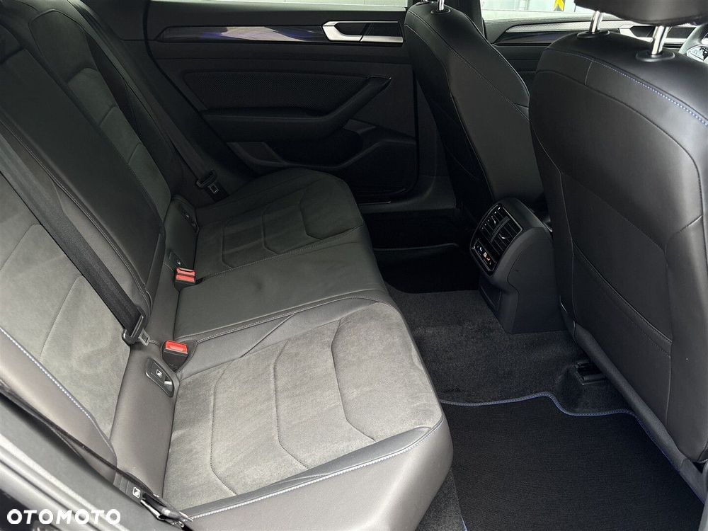 Volkswagen Arteon 2.0 TSI 4Motion R DSG - 9