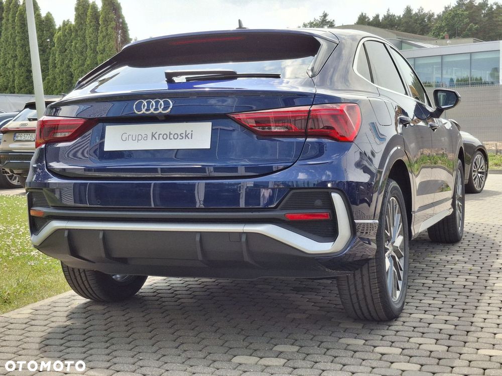 Audi Q3 Sportback - 6