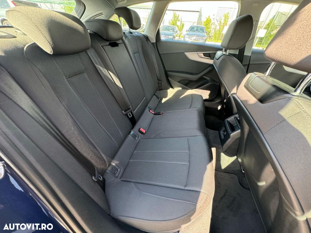 Audi A4 30 TDI S tronic MHEV Advanced - 18