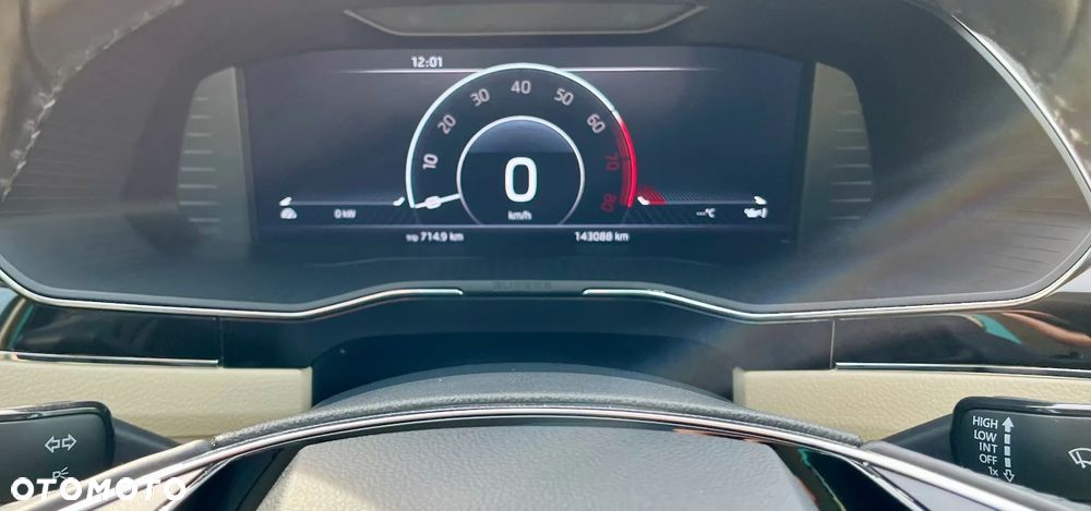 Skoda Superb 2.0 TSI 4x4 L&K DSG - 18