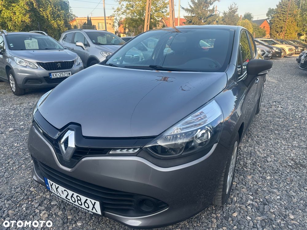 Renault Clio 1.2 16V Life - 9