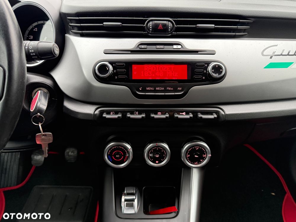 Alfa Romeo Giulietta 1.4 TB 16V Business - 16