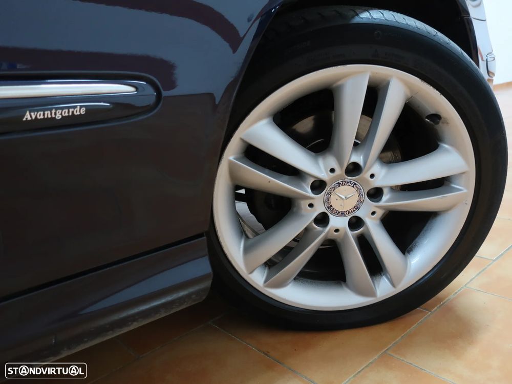 Mercedes-Benz CLK 220 CDi Avantgarde - 7