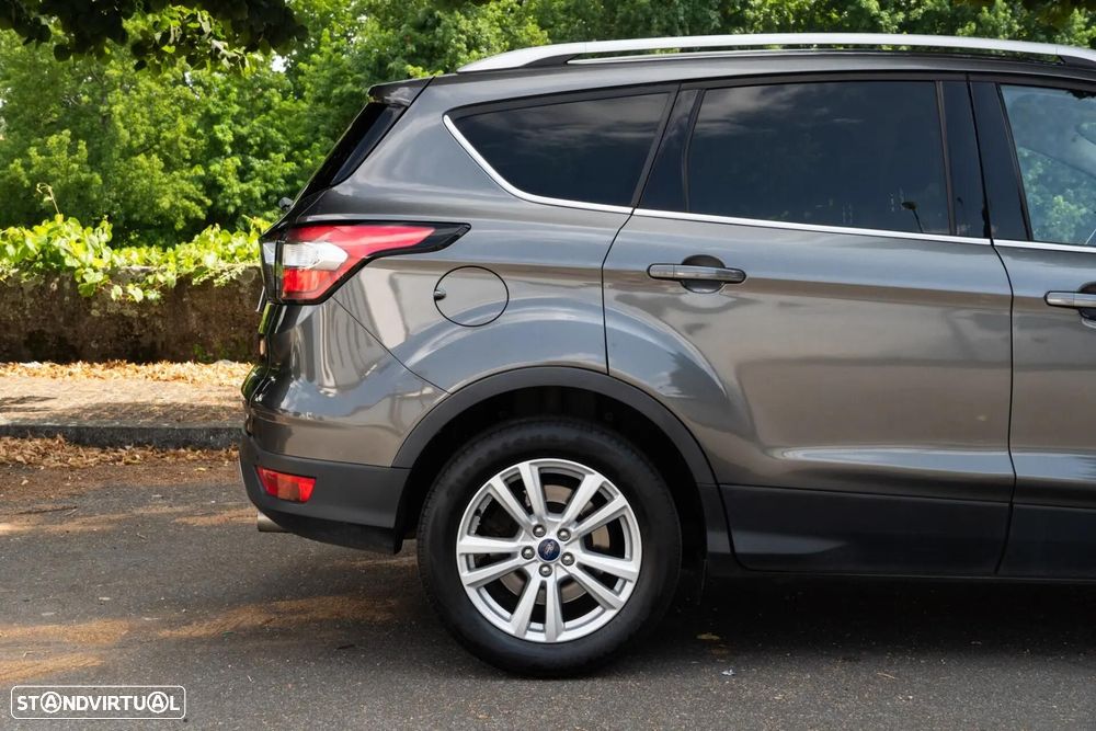 Ford Kuga 1.5 TDCi EcoBlue Titanium - 28