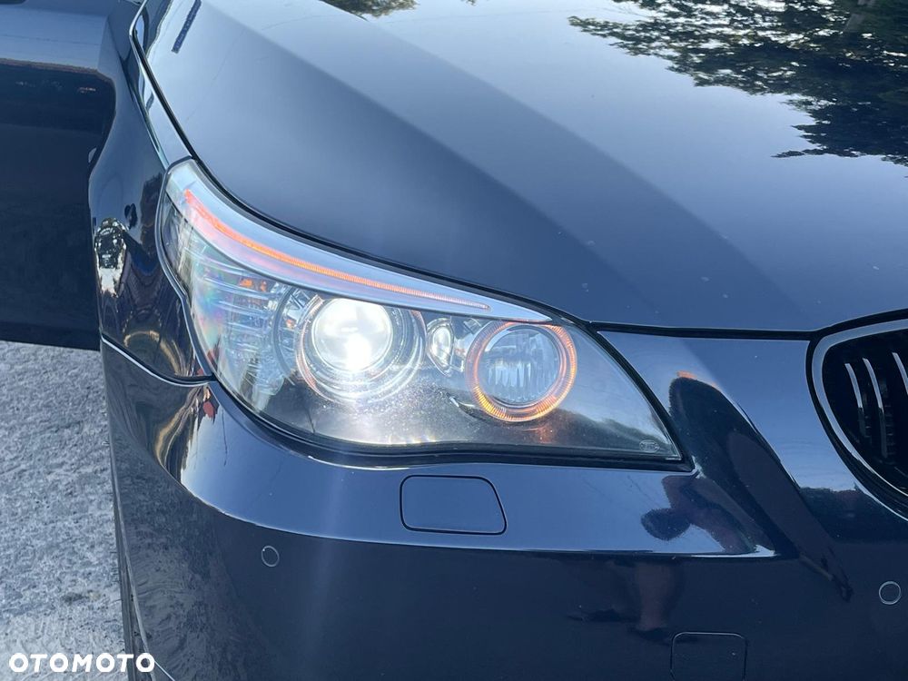 BMW Seria 5 520d Edition Exclusive - 38