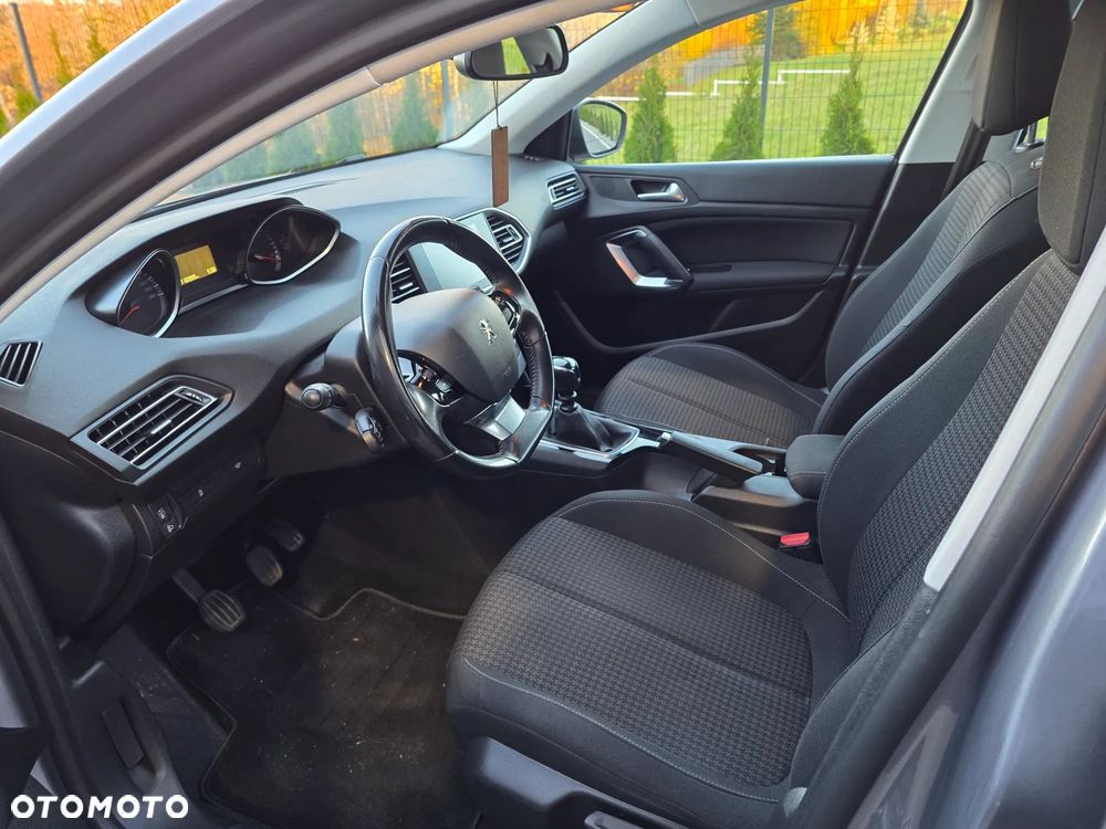 Peugeot 308 SW 17-21 - 18