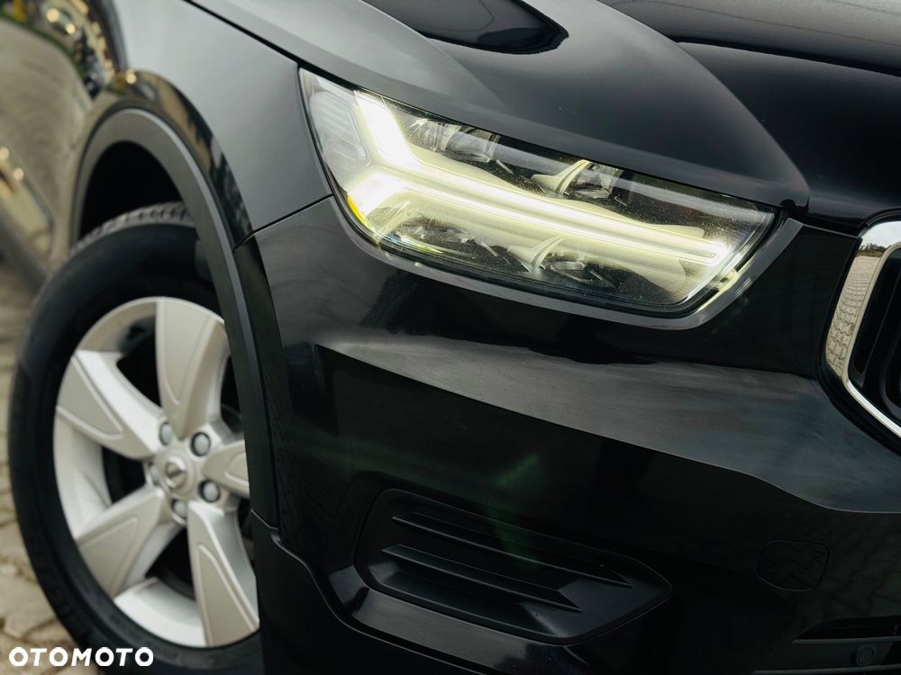 Volvo XC 40 D3 Momentum Pro - 22