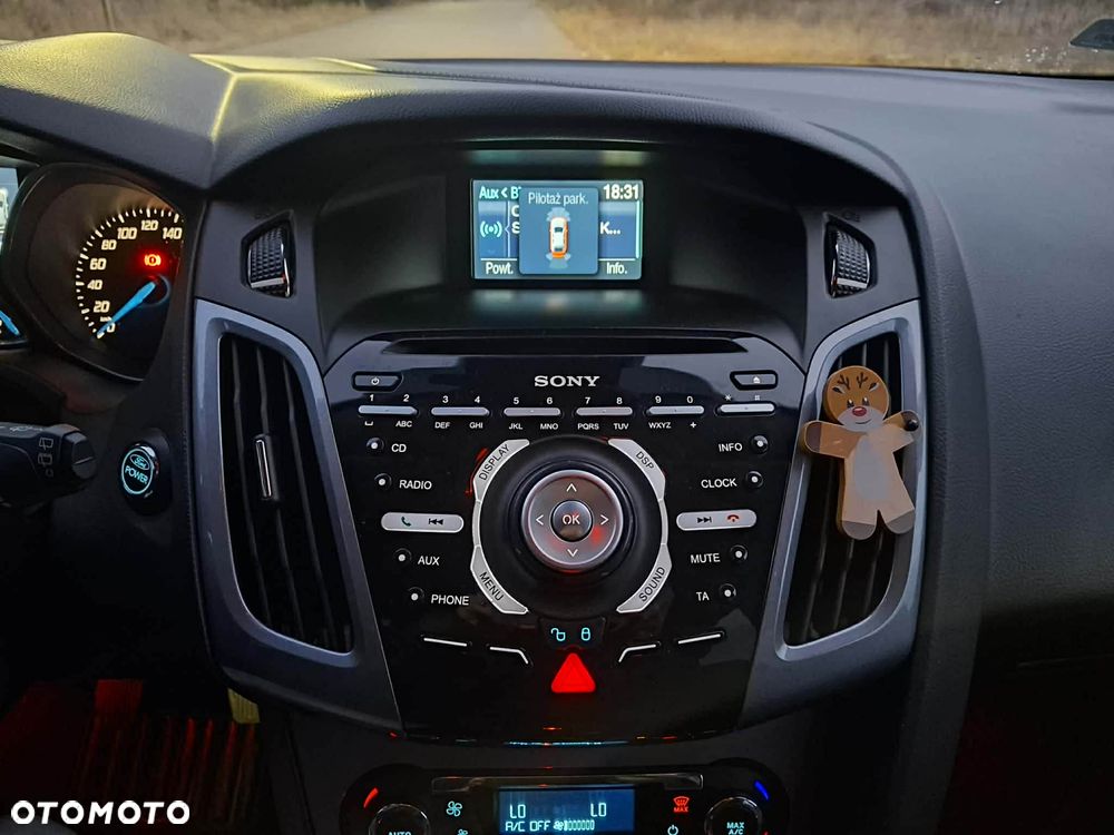 Ford Focus 1.6 EcoBoost Trend - 18