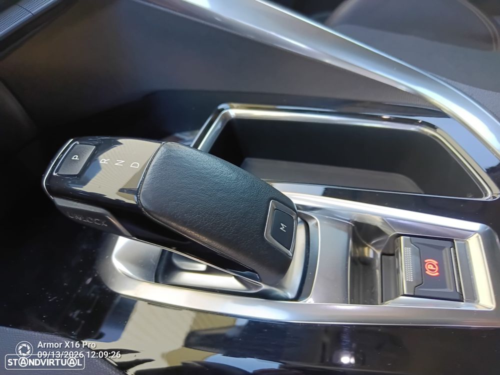Peugeot 3008 1.2 PureTech Allure Pack EAT8 - 18