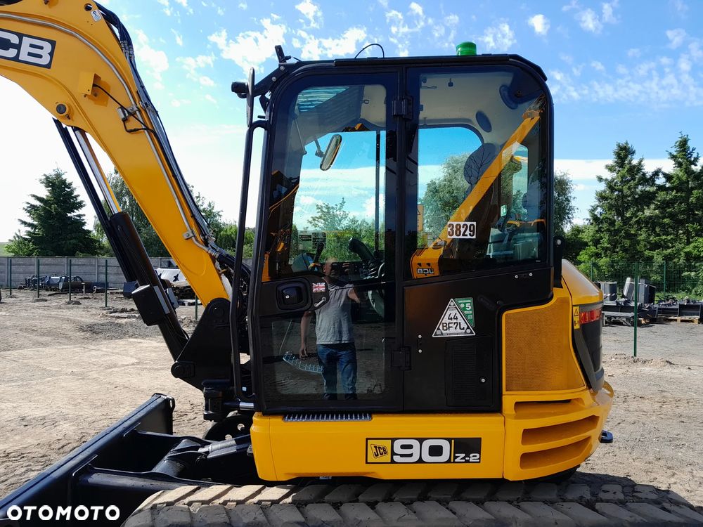 JCB 90Z-2  2022R - 12