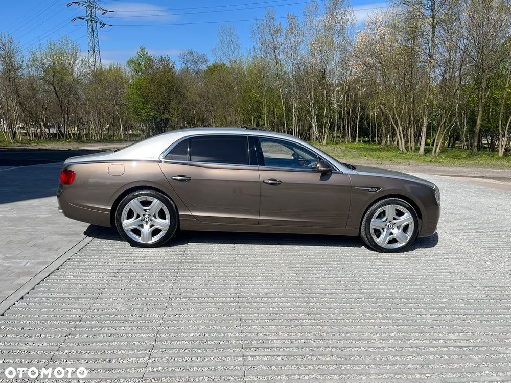 Bentley Flying Spur W12 - 10