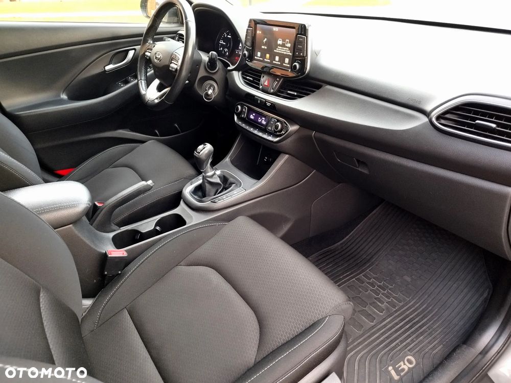 Hyundai i30 1.6 D Comfort - 18
