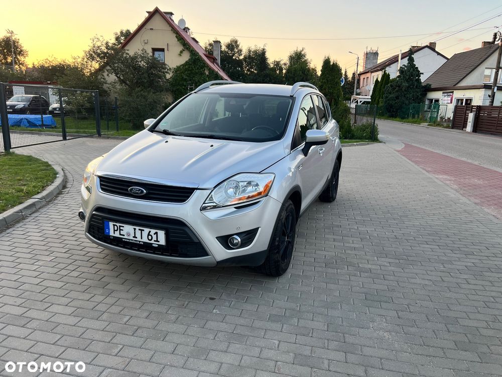 Ford Kuga 2.0 TDCi 2x4 Titanium - 2