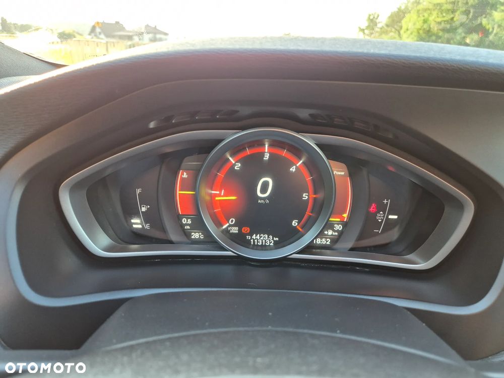 Volvo V40 D3 RDesign - 38