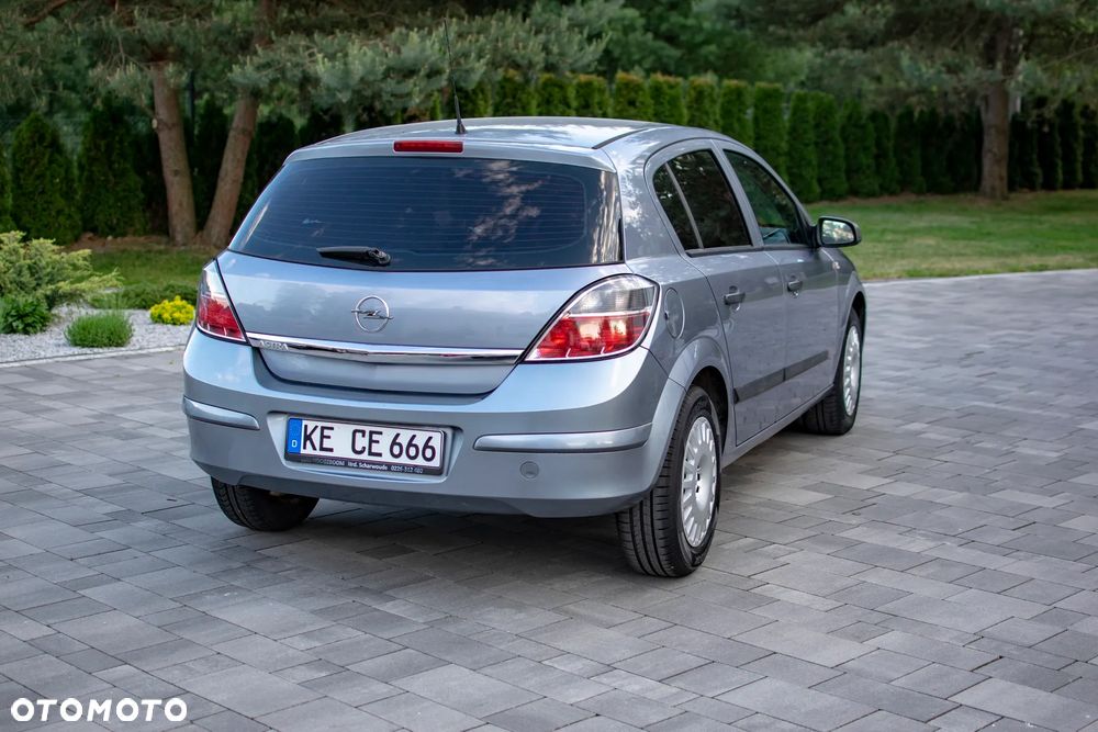 Opel Astra - 17