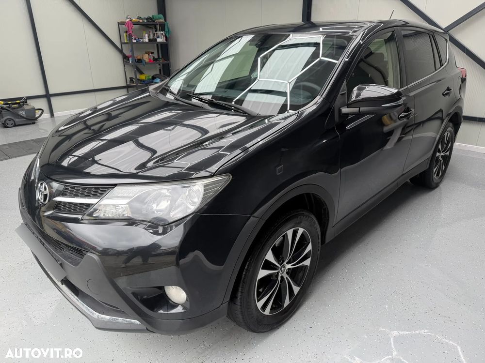 Toyota RAV4 2.0 D-4D 4WD Comfort - 2