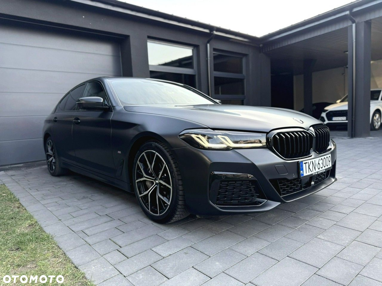 BMW Seria 5 530d xDrive M Sport Edition - 33