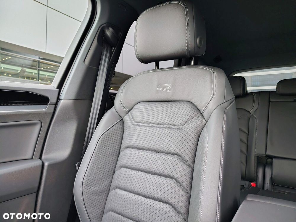 Volkswagen Touareg - 20
