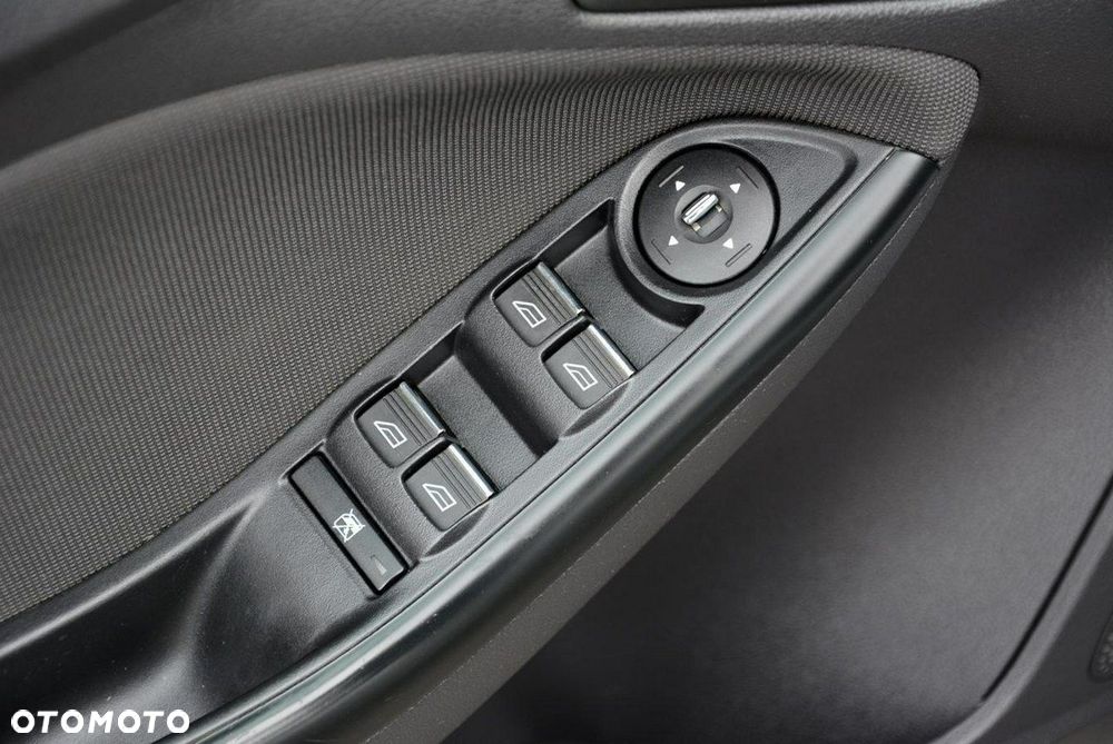 Ford Focus 1.0 EcoBoost Start-Stopp-System Champions Edition - 27