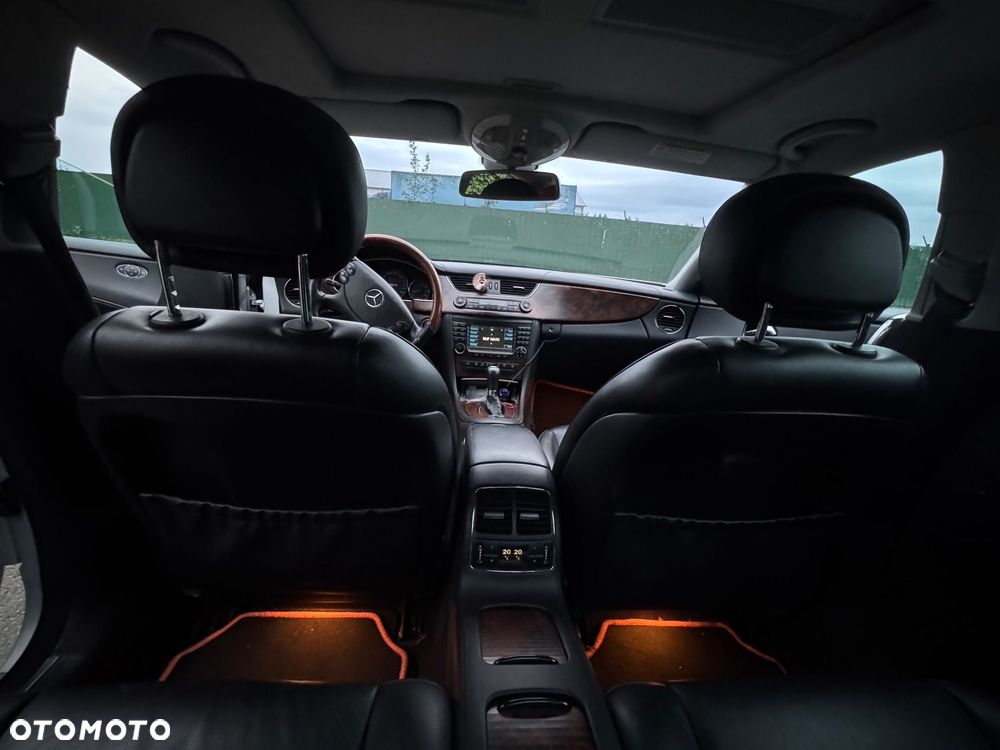 Mercedes-Benz CLS 500 7G-TRONIC - 16