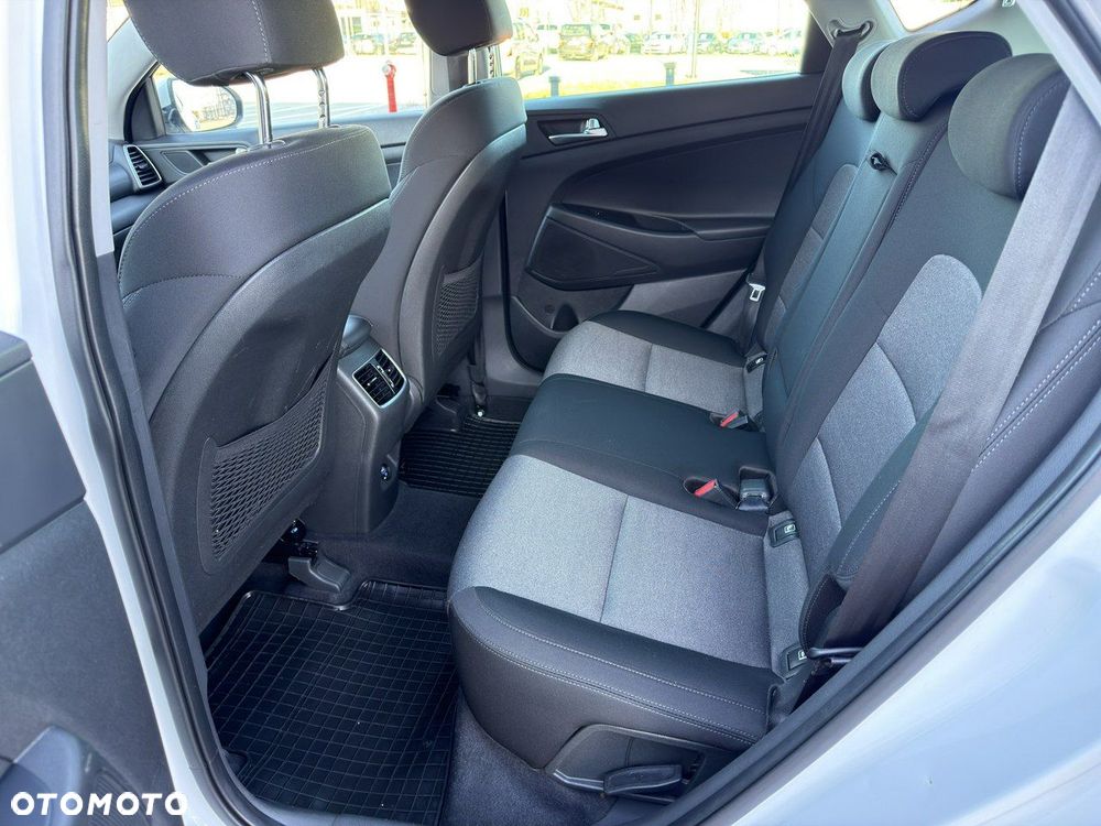 Hyundai Tucson blue 1.6 CRDi 2WD Style - 33