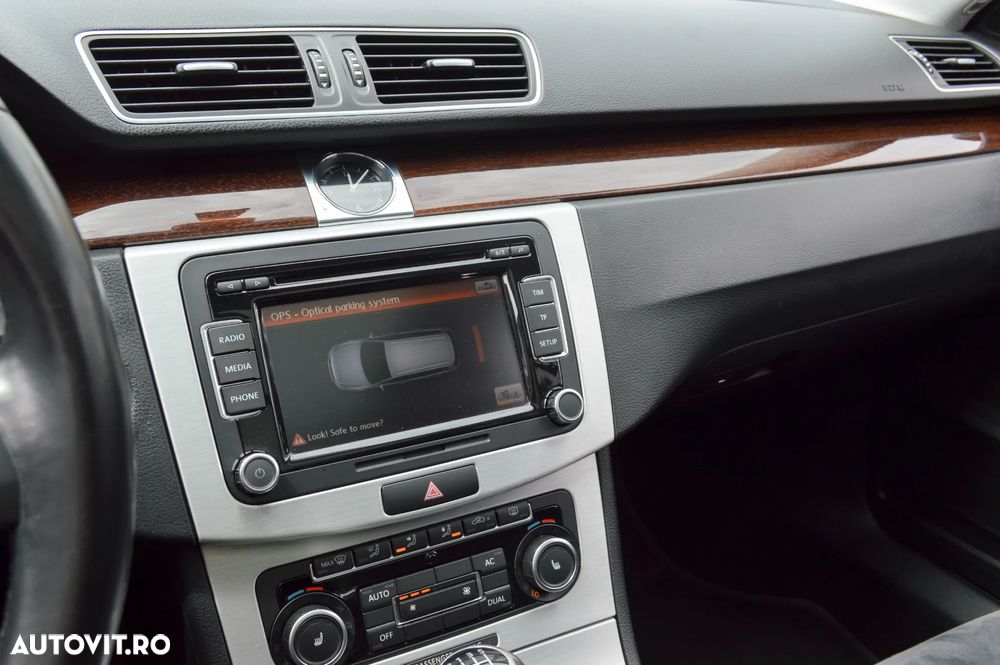 Volkswagen Passat 2.0 TDI DPF 4Motion Highline - 9