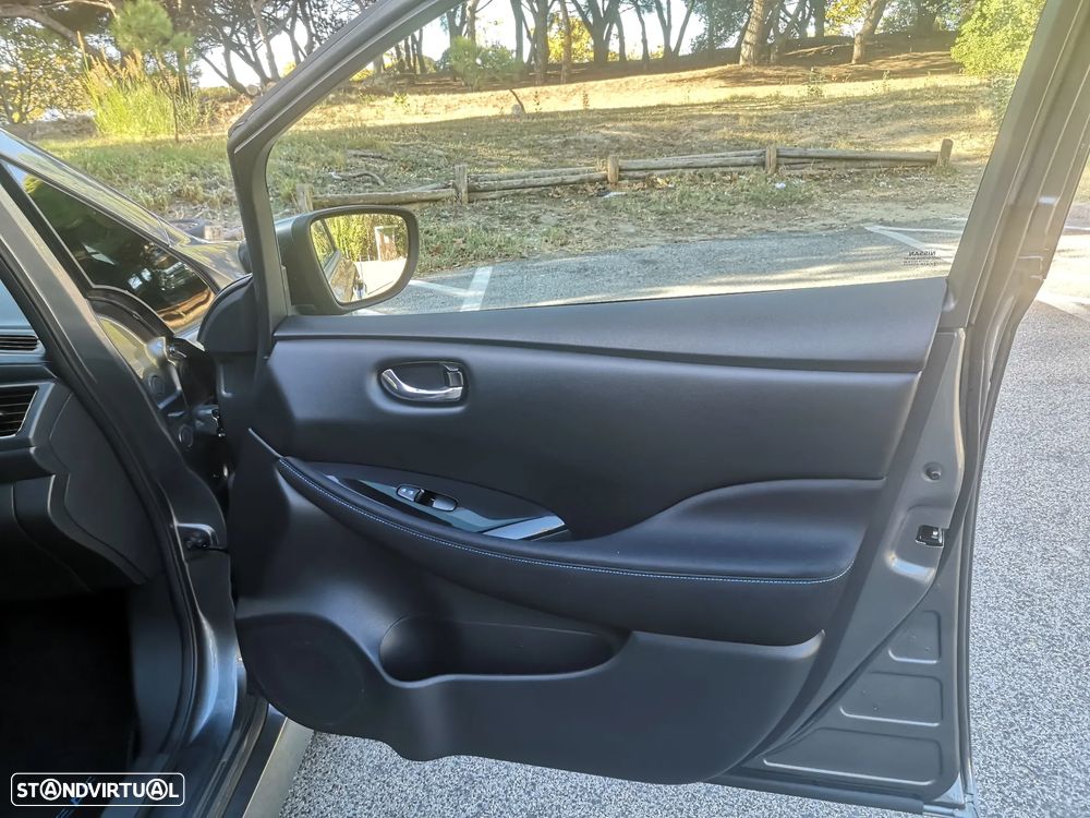 Nissan Leaf N-Connecta - 17