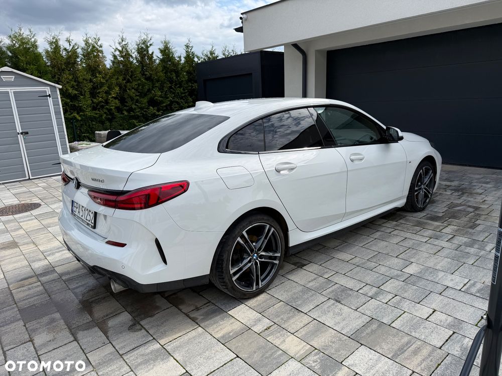 BMW Seria 2 218d M Sport - 4