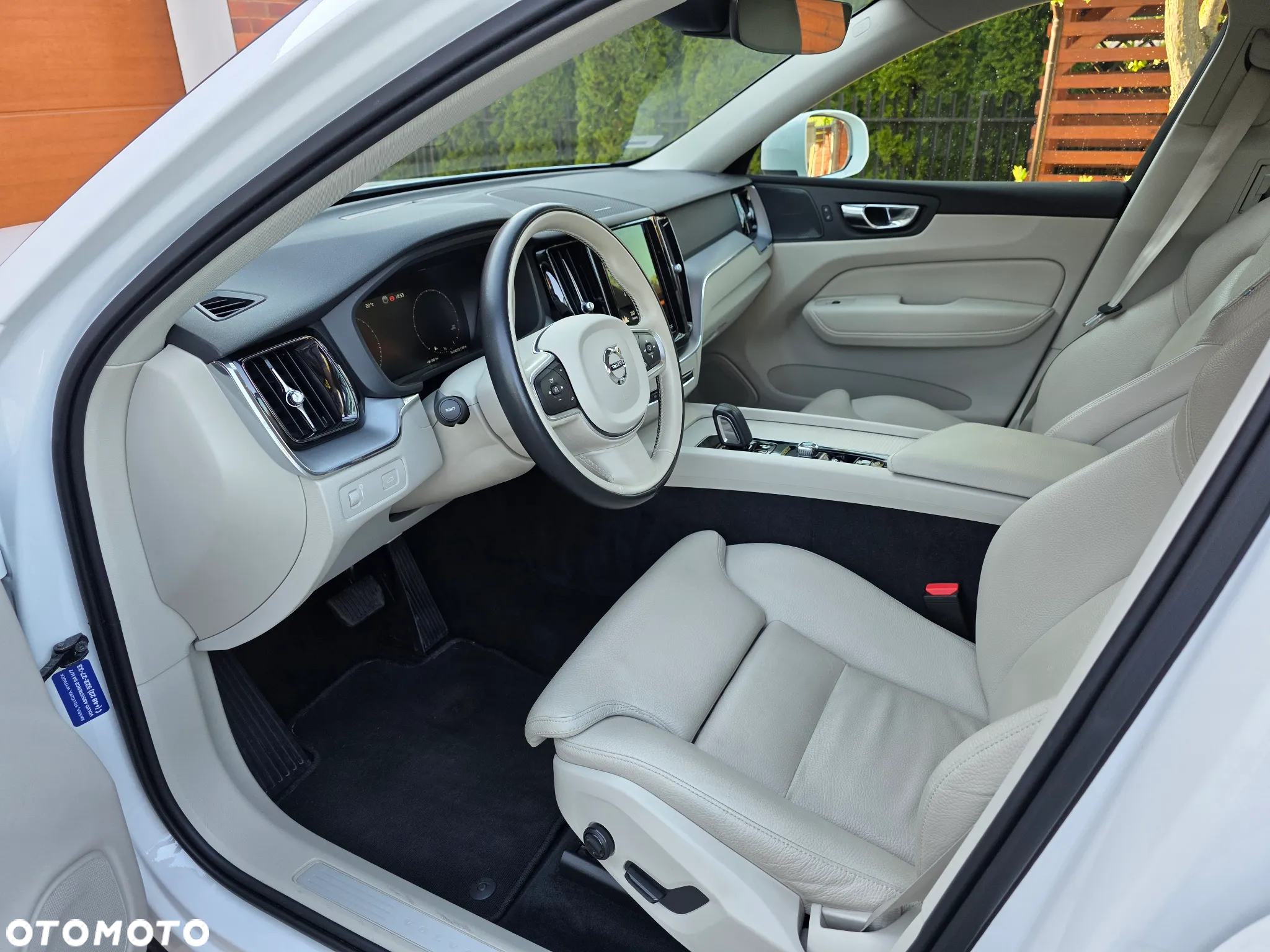Volvo XC 60 - 6