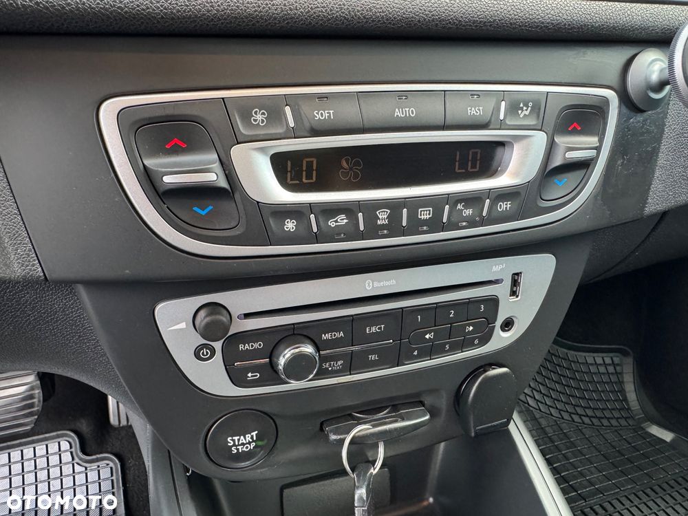 Renault Megane Grandtour 1.6 16V 100 TomTom Edition - 24