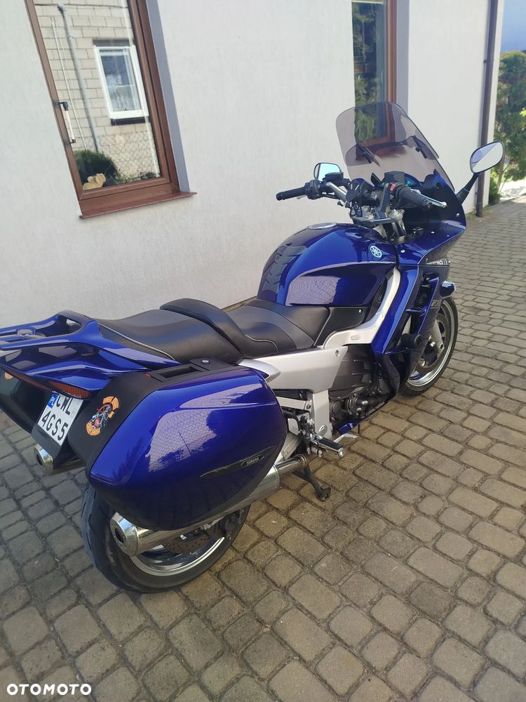 Yamaha FJR - 9